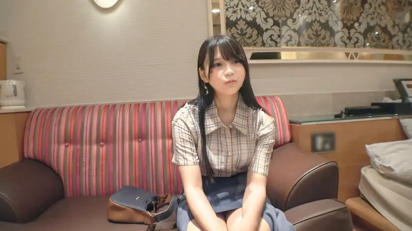 音羽ゆうあ | 素人を彩る初撮りとハメ撮り スチール写真(SIRO-5602)-表紙